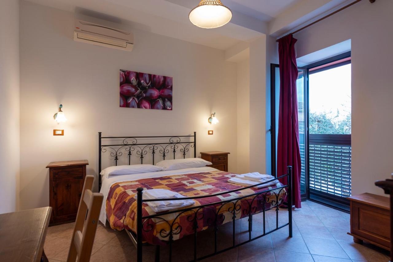 Agriturismo Dell'Etna Riposto ภายนอก รูปภาพ