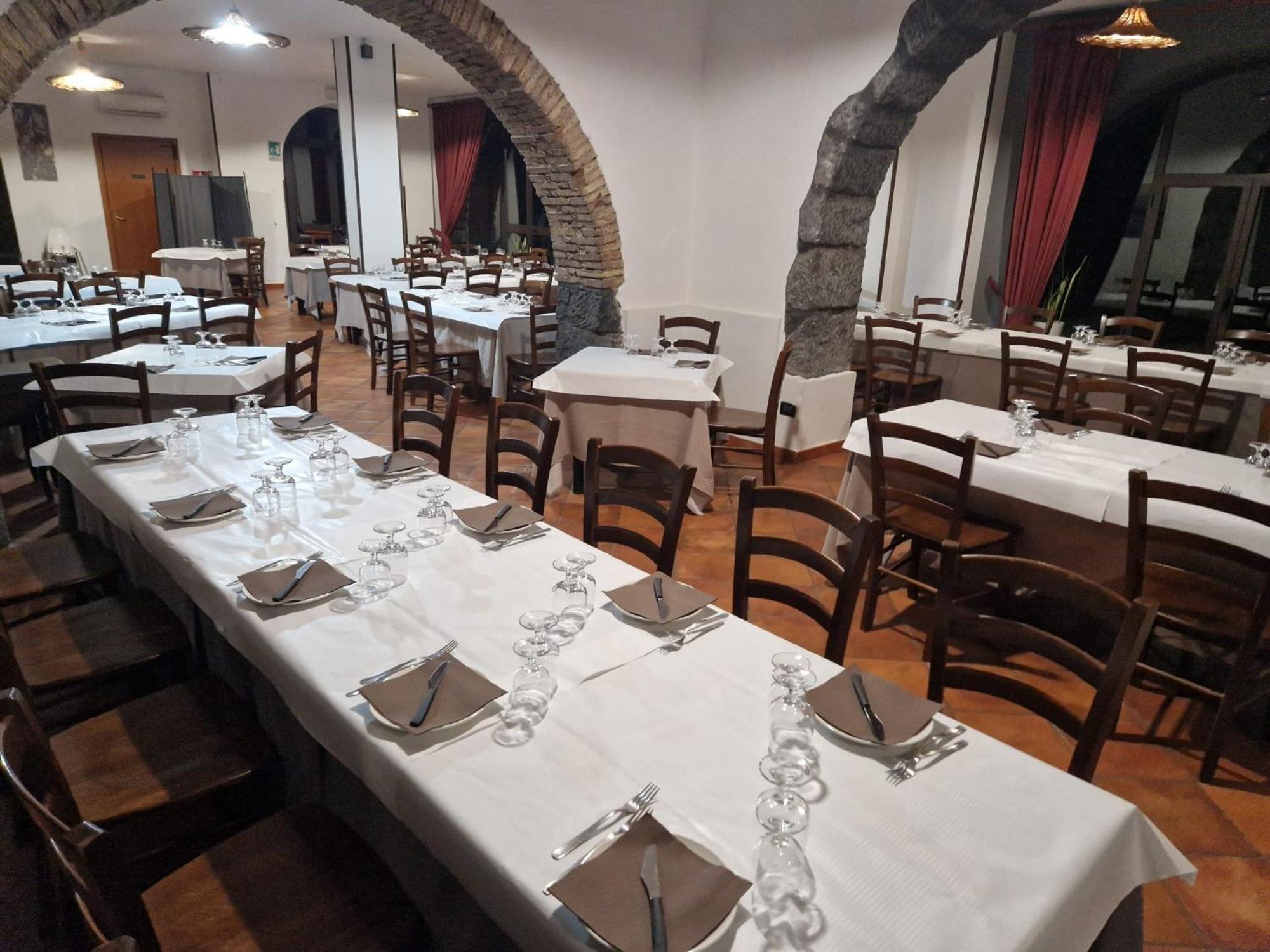 Agriturismo Dell'Etna Riposto ภายนอก รูปภาพ